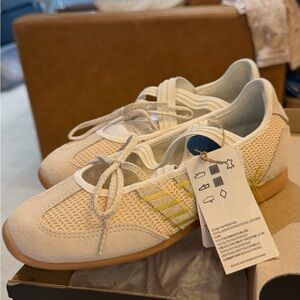 Adidas Barreda Mary Jane Sneaker